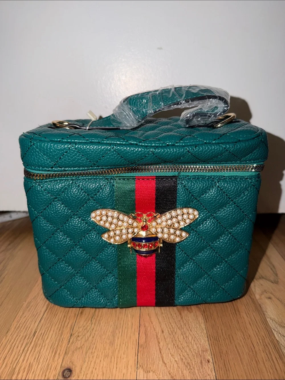TOP HANDLE CROSSBODY GOLD CHAIN Vanity BAG NWT